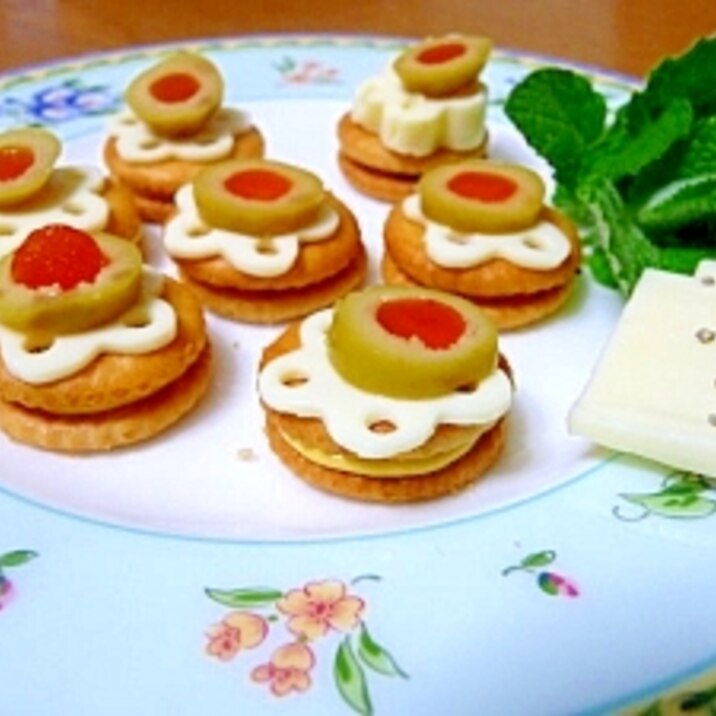 市販のクラッカーで お洒落なカナッペ レシピ 作り方 By 手作り大好き さくら 楽天レシピ